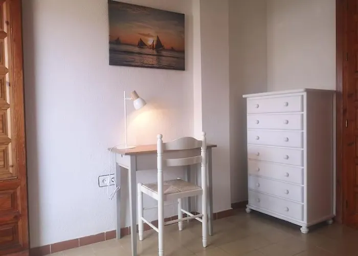 Apartamento Con La Playa A 200 Metros